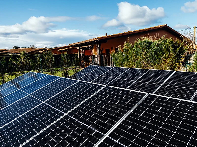 energia-rinnovabile-con-luce-solare-per-residenziale